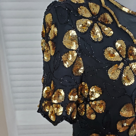 LAST CHANCE Vtg Laurence Kazar sequin beaded 100% silk top Small - Picture 8 of 13